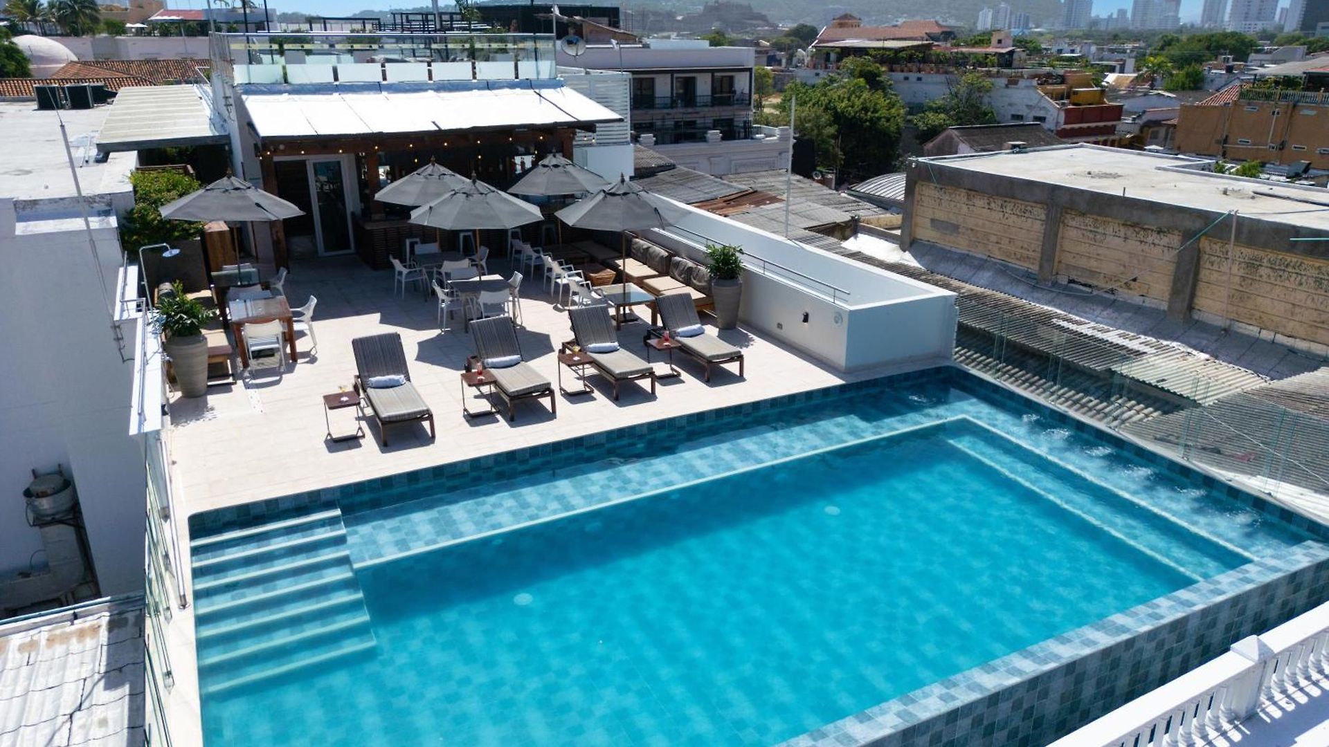 Ghl Arsenal Hotel